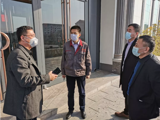 集團(tuán)公司領(lǐng)導(dǎo)檢查指導(dǎo)疫情防控工作