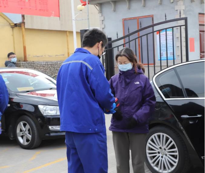 省派淄博市山東女子學院工作組一行到我公司調(diào)研考察省重大項目開工復工情況