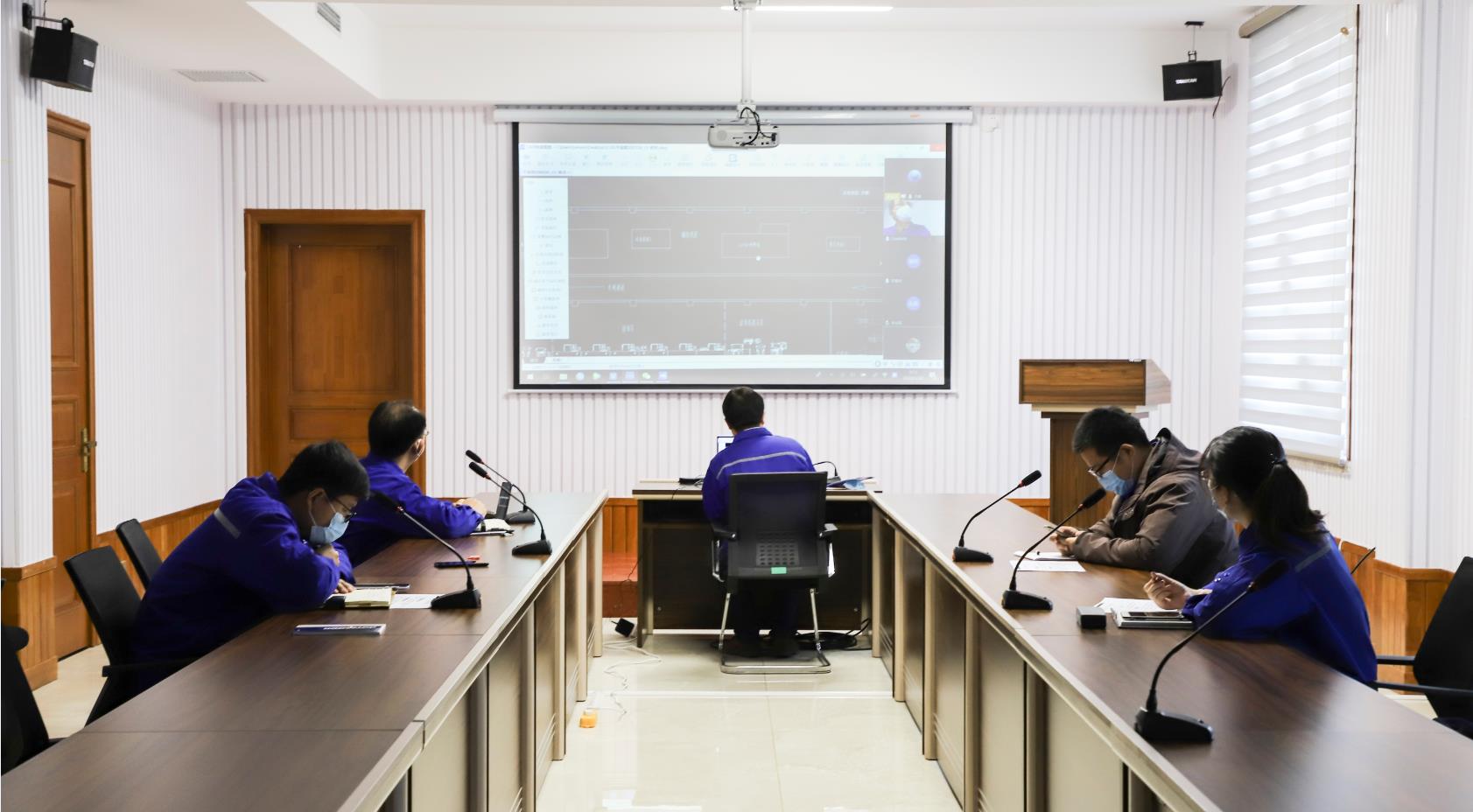 我公司與力神特電召開生產(chǎn)車間工藝布局交流討論視頻會議