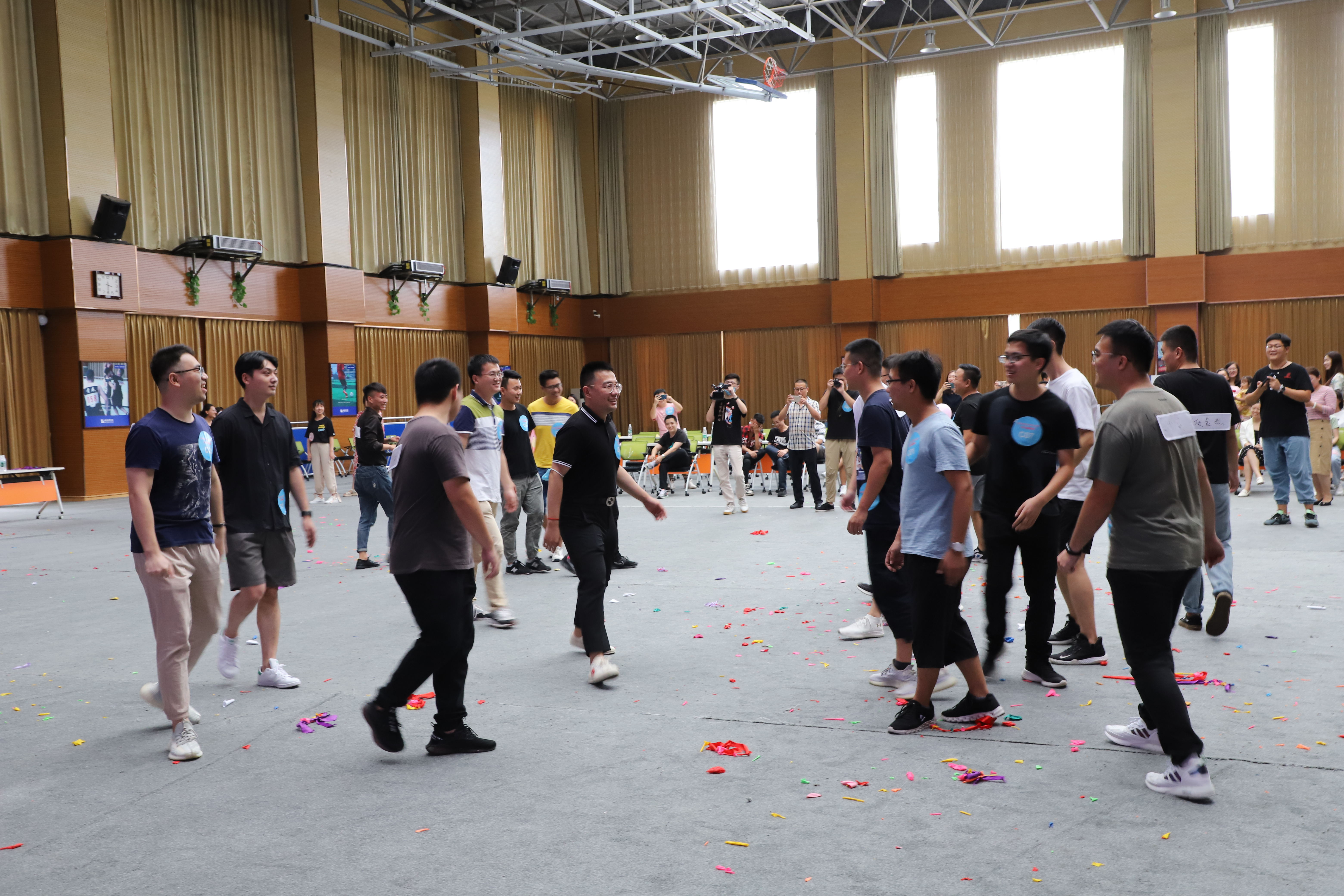 愛在七夕丨公司組織單身青年參加相親聯(lián)誼活動63