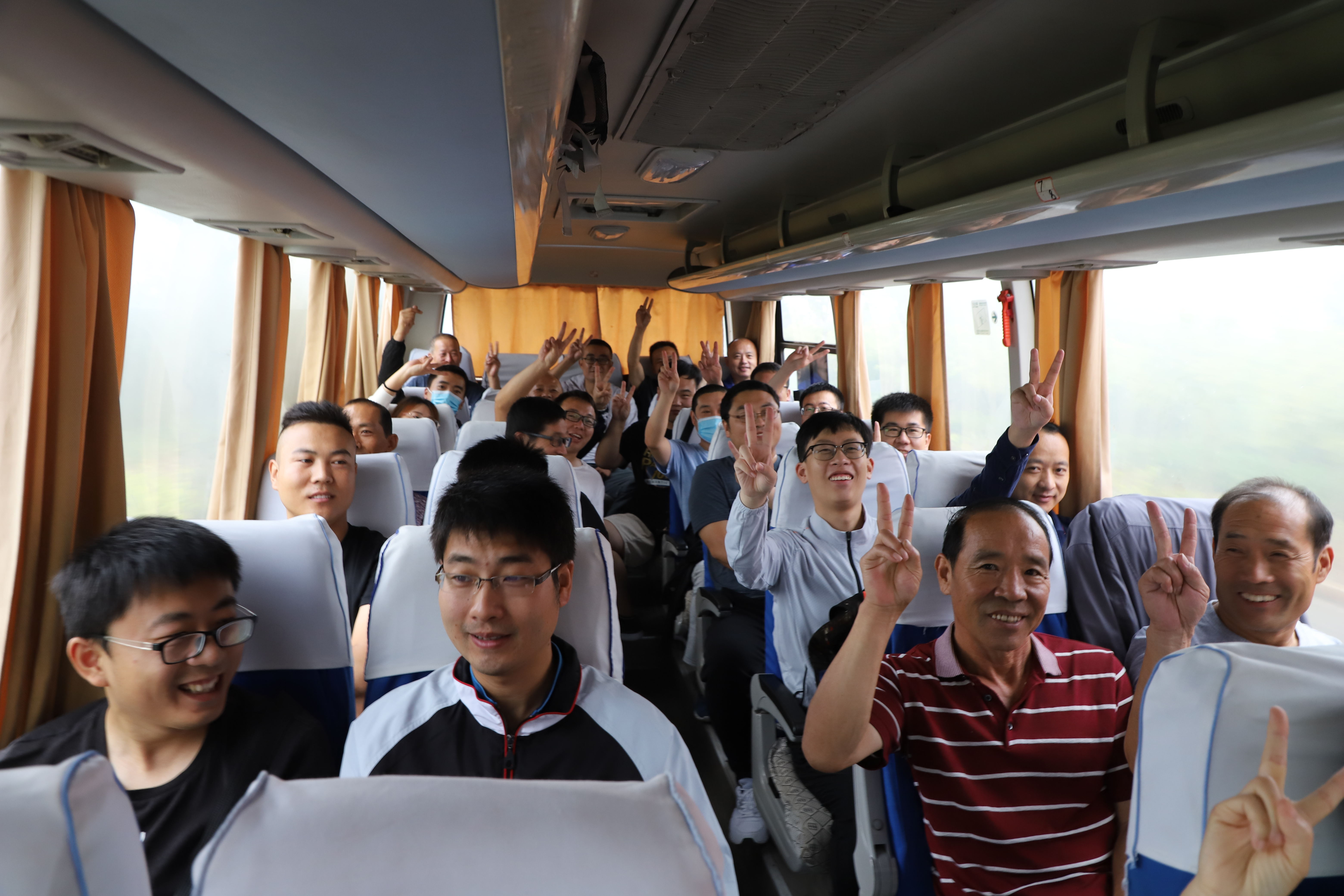 重山光電組織游覽齊山團(tuán)建活動(dòng)12