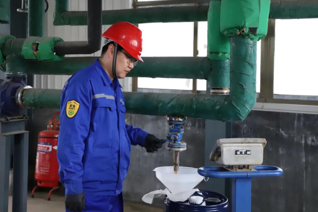 [五一勞動節(jié)]致敬堅守崗位的勞動者42