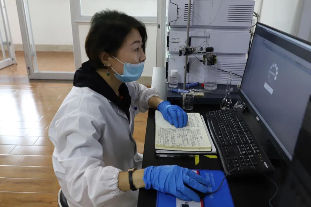 國慶節(jié)，致敬堅(jiān)守崗位的勞動(dòng)者