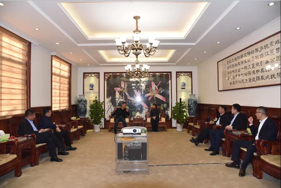 扎魯特旗旗長到重山集團(tuán)考察