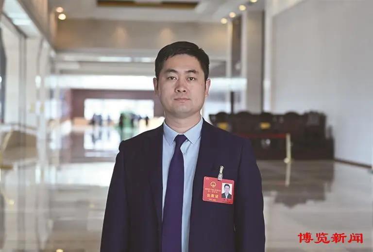 市兩會期間市人大代表、公司董事長李哲接受淄博日報采訪：產(chǎn)業(yè)賦能 加速實(shí)現(xiàn)新材料“產(chǎn)業(yè)躍遷”