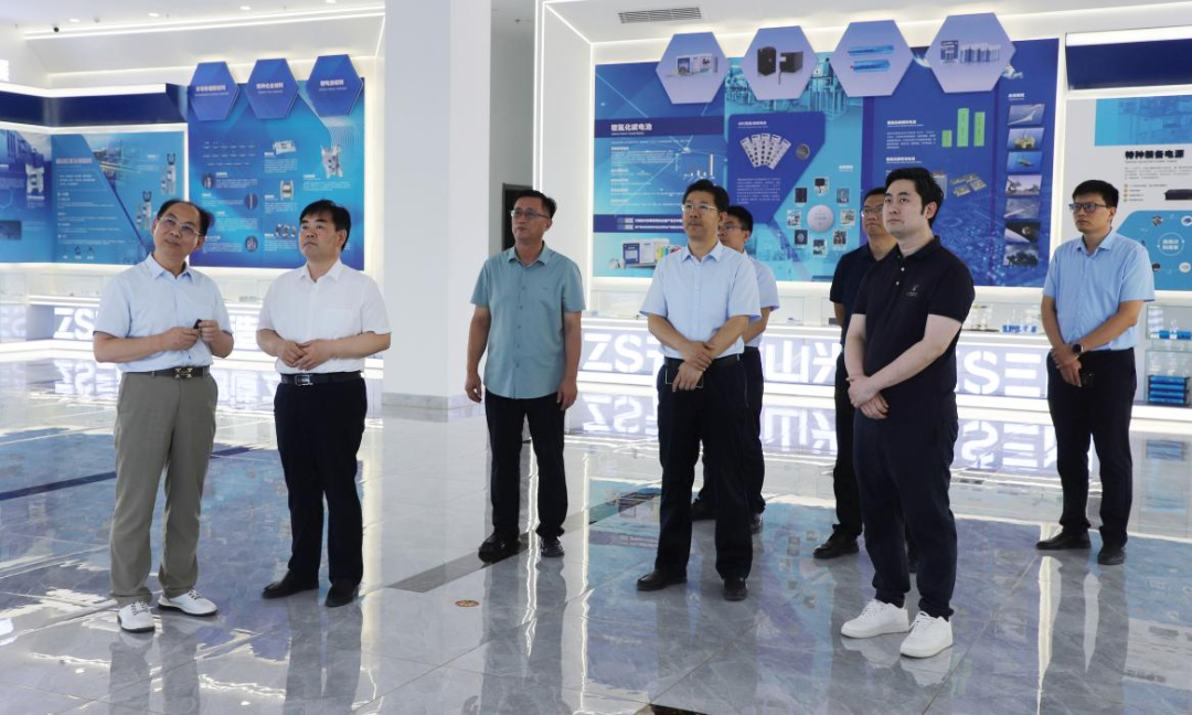 淄博市工業(yè)和信息化局黨組書記、局長(zhǎng)張亮云到我公司調(diào)研