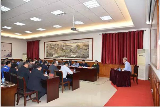 集團(tuán)節(jié)后第一課——李學(xué)董事長(zhǎng)與領(lǐng)導(dǎo)干部交流工作報(bào)告